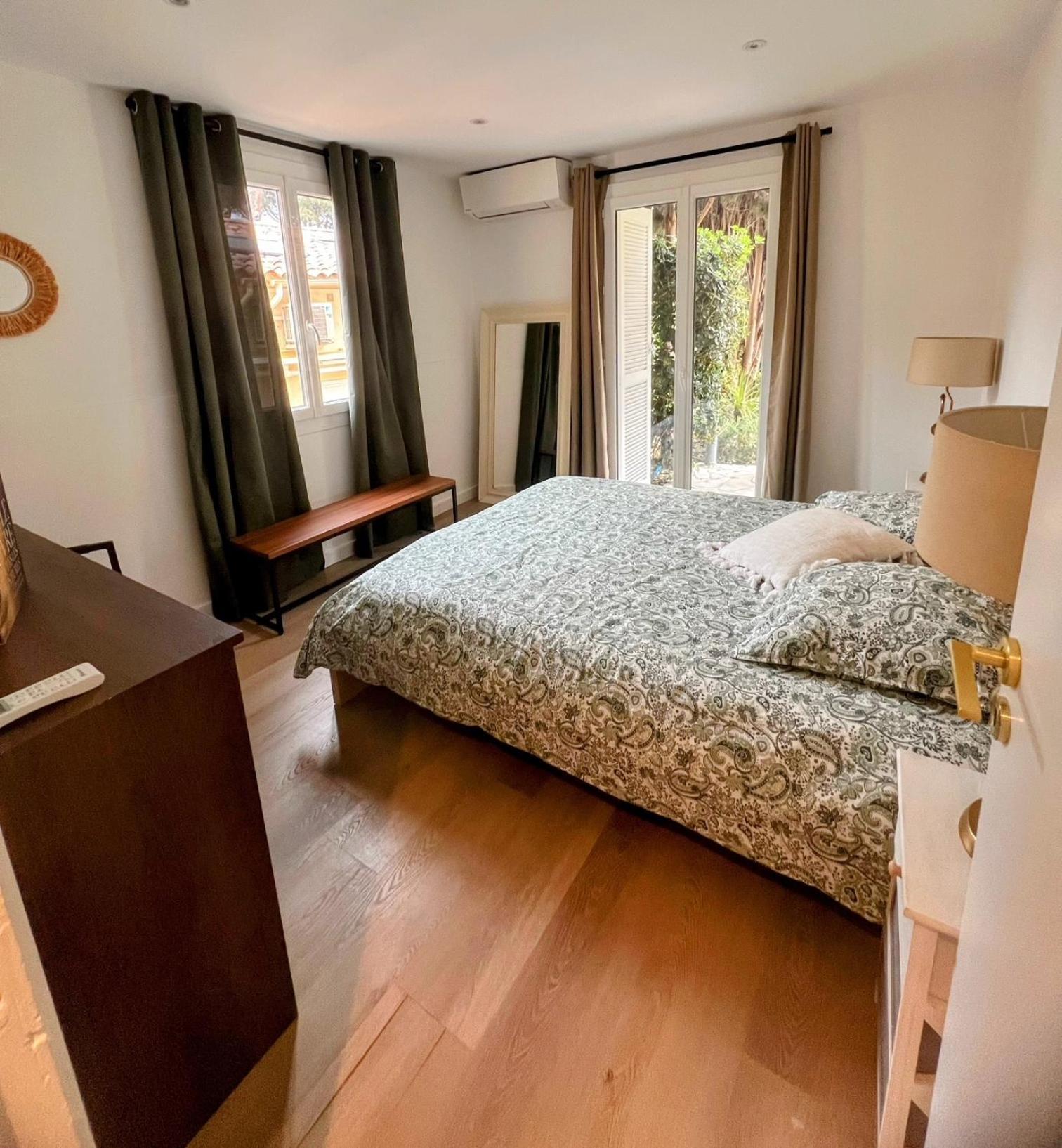 Superbe Appartement Avec Terrasse Jardin Et Parking Prive Сен Тропе Екстериор снимка